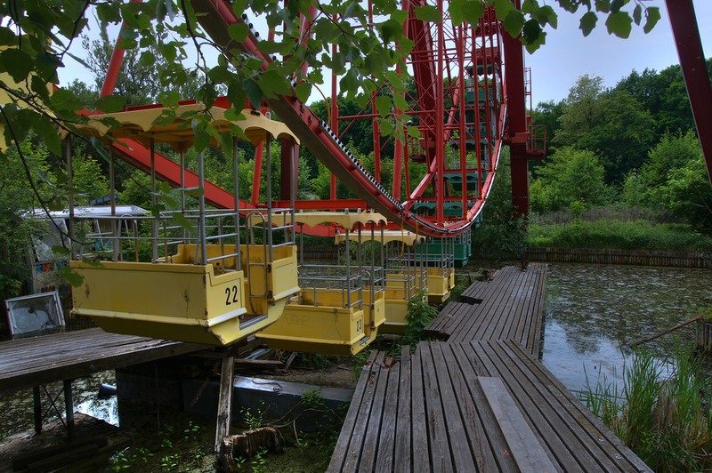 Illustration for article titled You Can Buy Berlin's Creepiest Abandoned Amusement Park on eBay